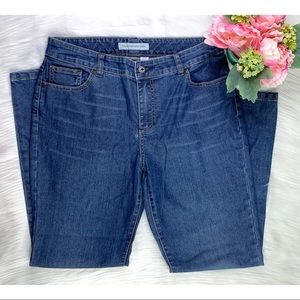 Chicos Size 15 Short Platinum Denim Classic